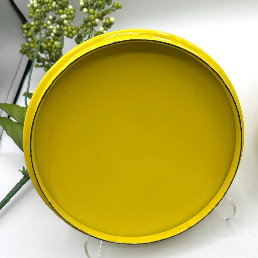 Dansk Designs Kobenstyle Yellow Enameled Dutch Oven & Lid. 2 Quart - Picture 10 of 17
